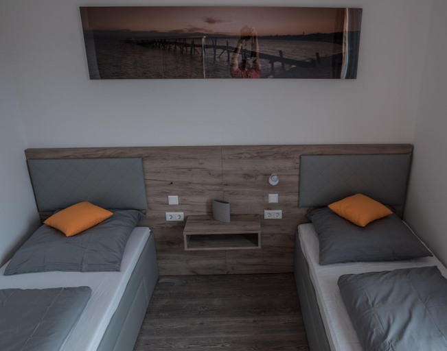 Bedroom 3, FirstSleep Boardinghouse Griesfeldstrasse Munchen, München