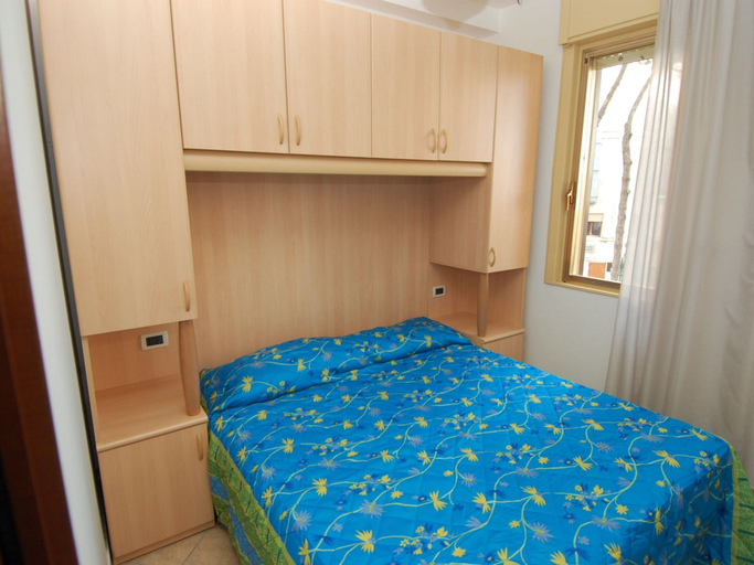 Bedroom, Sun Drenched Seaside Holiday Home near Venice, Rovigo