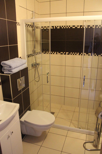 Others 5, Oaza, Opole