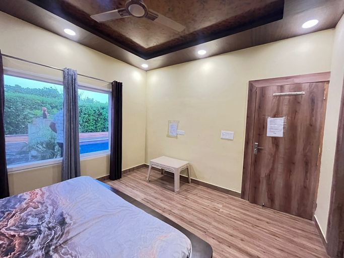 Bedroom 3, GoBravo 37 - 2Bhk Farm with Pool & Garden Sec150 Noida, Gautam Buddha Nagar
