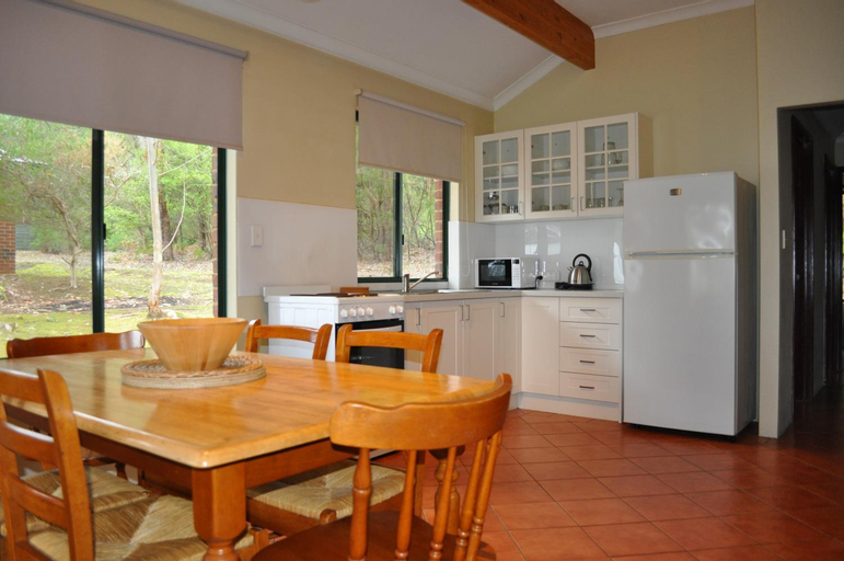 Others 4, Karri Valley Chalets, Manjimup