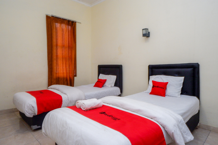 Bedroom 14