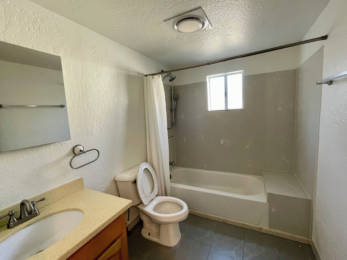 Bathroom, Sunnyvale Cabin, Santa Clara