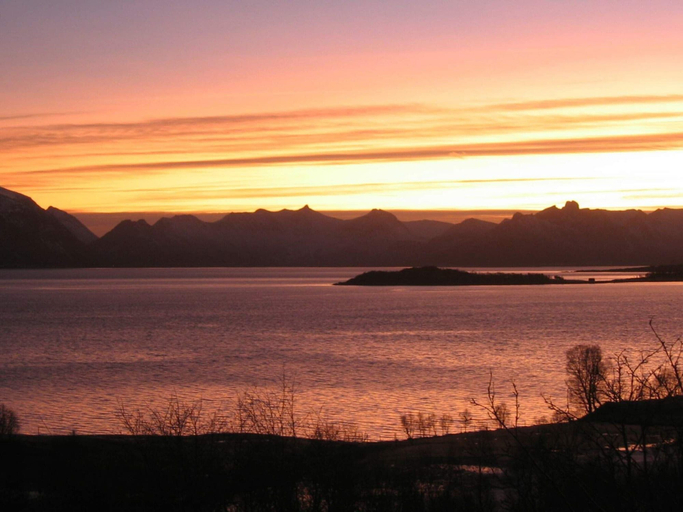 Others 4, 6 Person Holiday Home in Alsvag, Øksnes