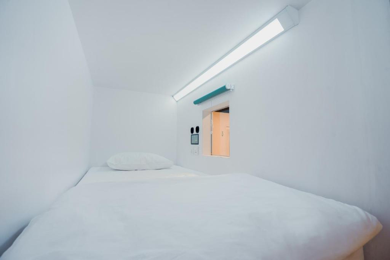 Bedroom 19