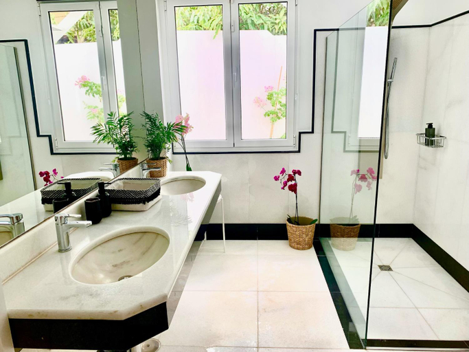 Bathroom 4, Villa del Mar Lanzarote - Luxury Beachhouse, Las Palmas