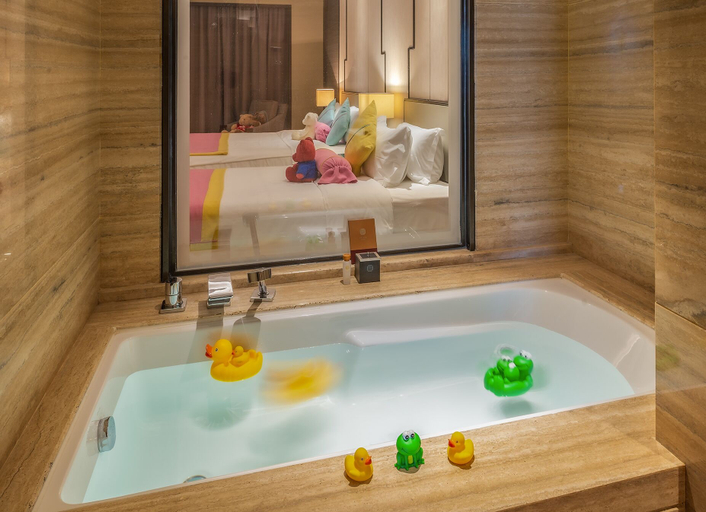 Bathroom 4, the Star Hotel, Zhaoqing