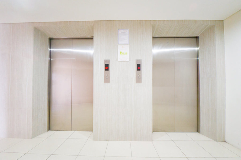 Others 4, RedDoorz Apartment near Bundaran Satelit Surabaya, Surabaya