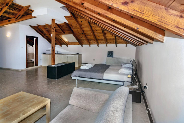 Bedroom 2, Incredible Large Villa In Paphos sleeps 14 Children Pool, Jacuzzi, Huge Garden