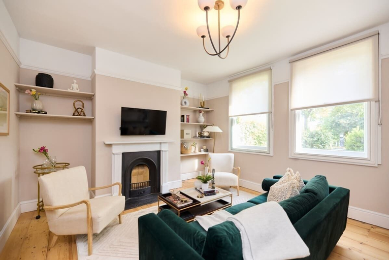 The River Cam Hideaway - Fabulous 6bdr House With Garden Plus Terrace, Cambridgeshire