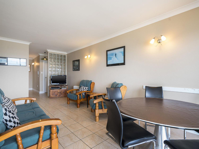 Dining Room 4, Waterfront Unit 3, Wyong - South and West