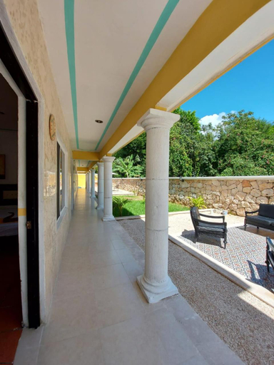 Others 5, Nicol-Haa, Izamal