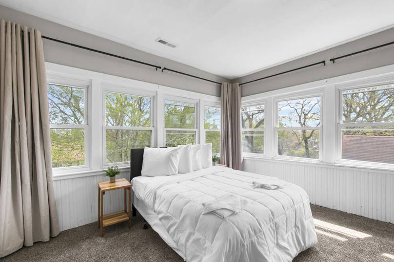 Bedroom 3, Near CrossPlex & Legion Field, Jefferson