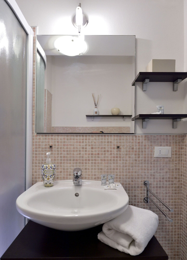 Bathroom 2, Mina Suite - Double Apartment, Rimini