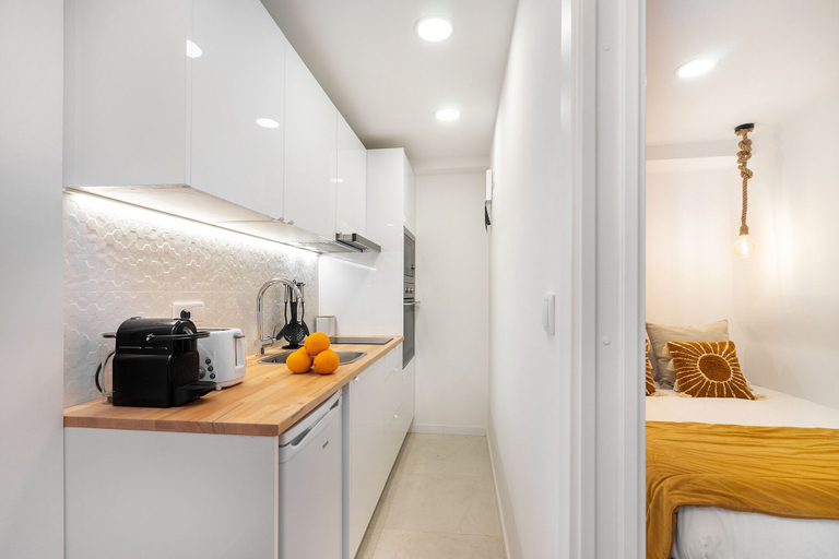 Others 5, Alfama 1-Bed W/Ac Great Location To Explore Lisbon, Lisbon