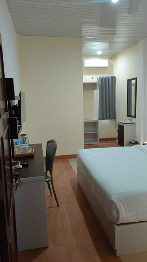 Bedroom 16