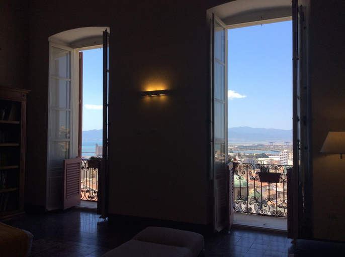 Others 3, Relais Santa Croce, Cagliari