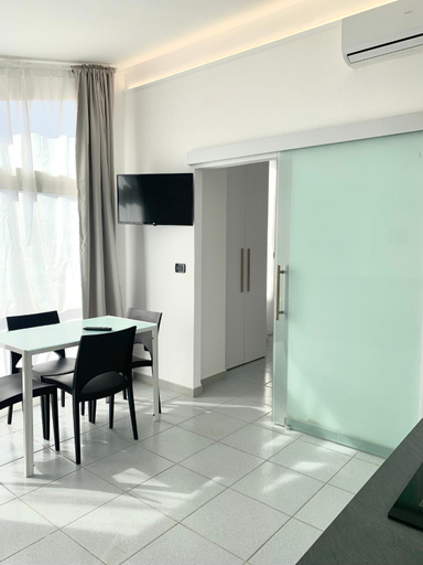 Dining Room 6