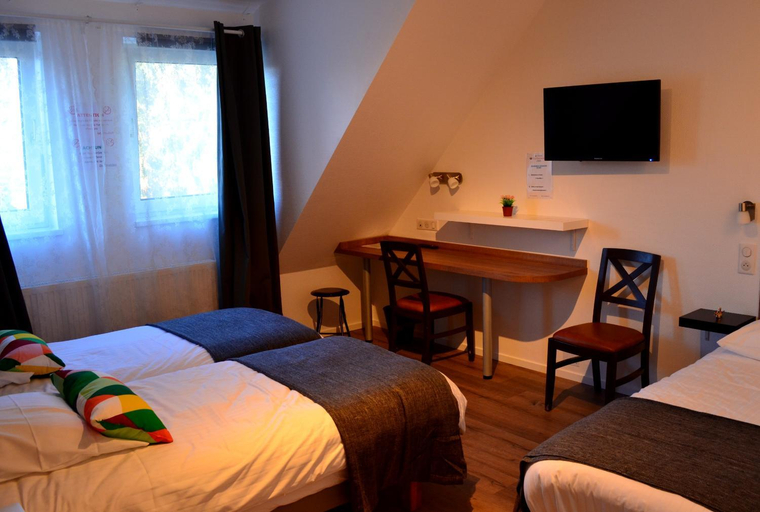 Bedroom 2, Hotel Restaurant La Couronne, Bas-Rhin