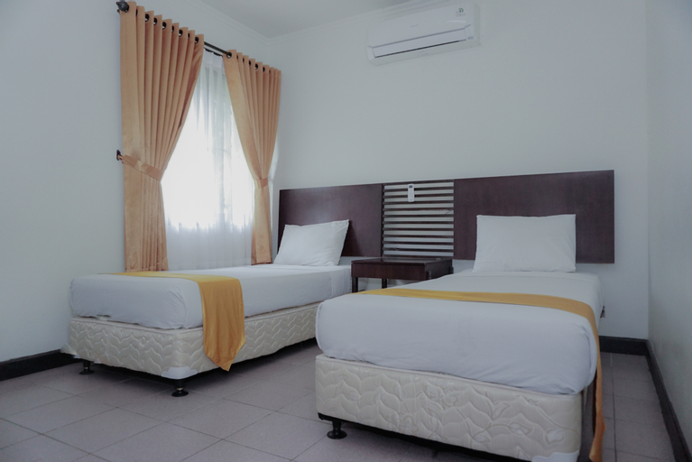Bedroom 9