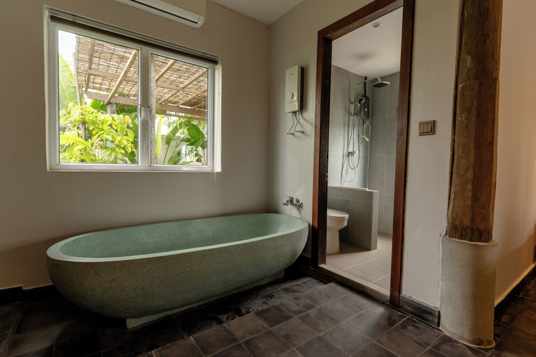 Bathroom 3, Isann Lodge Private Pool Villa, Siem Reap