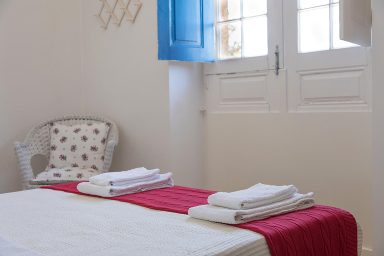 Bedroom 3, Pensao Destino, Castelo de Vide