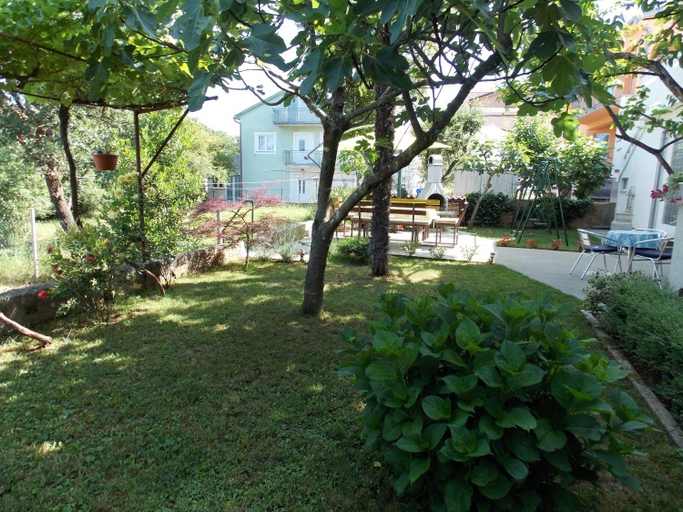 Others 2, Apartments Cutic, Malinska-Dubašnica