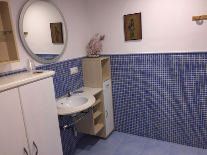 Bathroom 2, Casa Maria o Grove, Pontevedra
