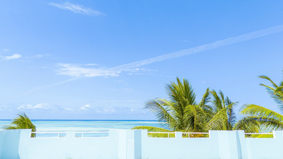 Others 4, Sands inn Hotel, Kaskazini 'A'