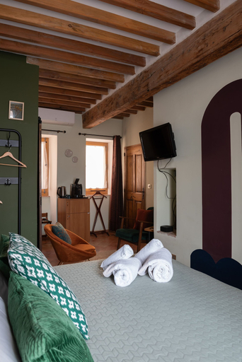 Bedroom 5, La Maison des Seigneurs, Vaucluse