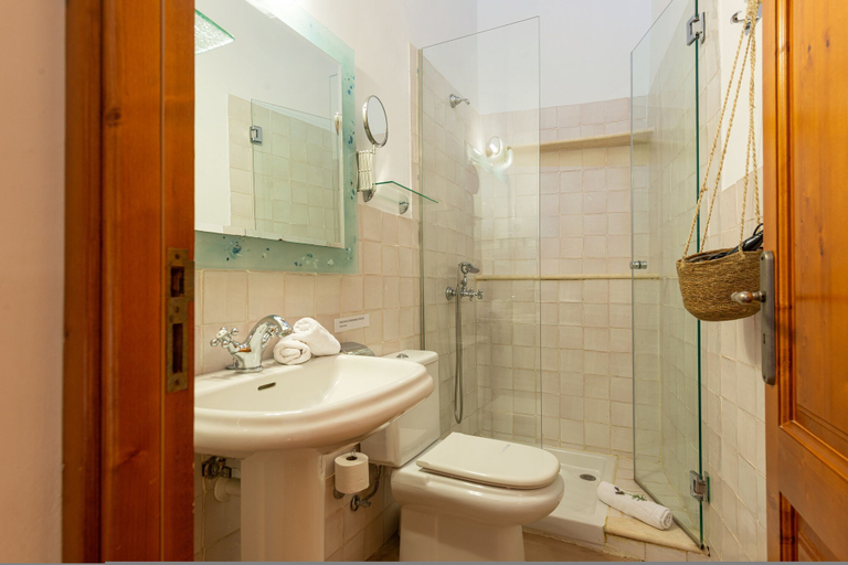 Room 4, Sa Franquesa Vella - Antoni I Catalina Canonge, Baleares