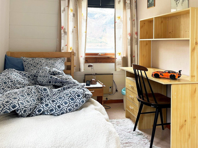 Others 5, 8 Person Holiday Home in Austefjorden, Volda