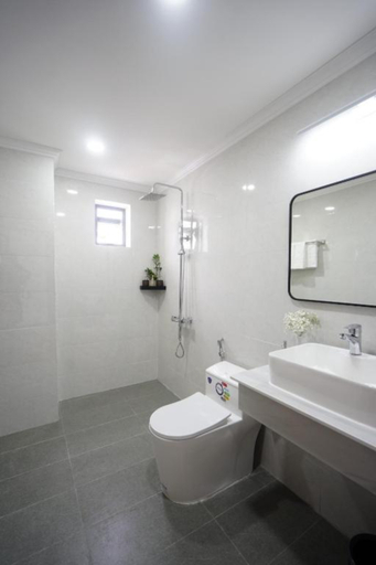Bathroom 4, Moonlight Nha Trang Hotel, Nha Trang
