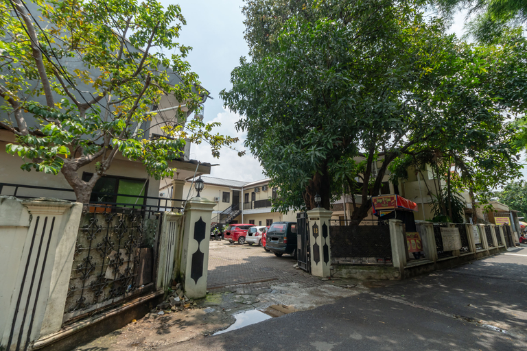 Others 2, RedDoorz near Pondok Indah Water Park, Jakarta Selatan