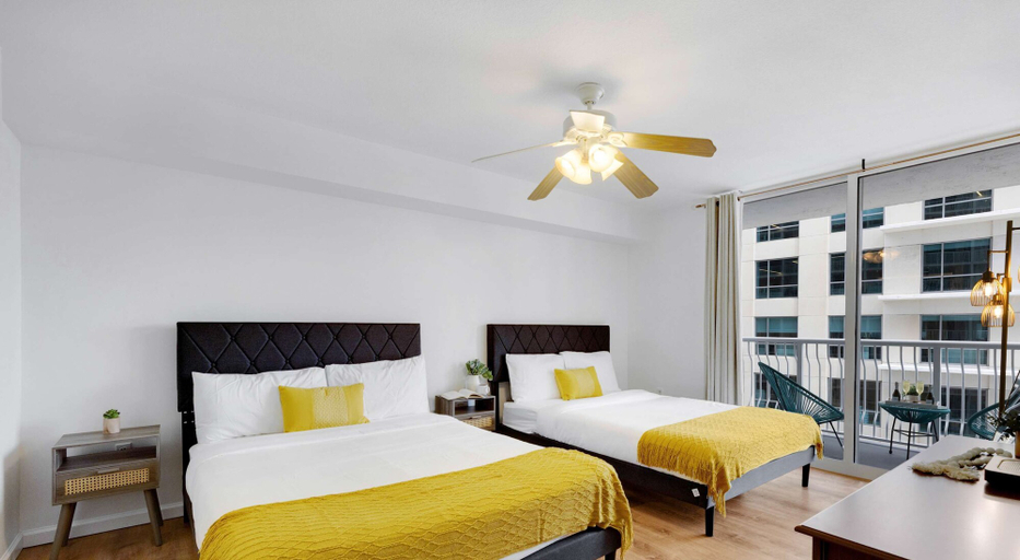 Room 3, Luxury Condo in Brickell Beautiful Amenities, Miami-Dade