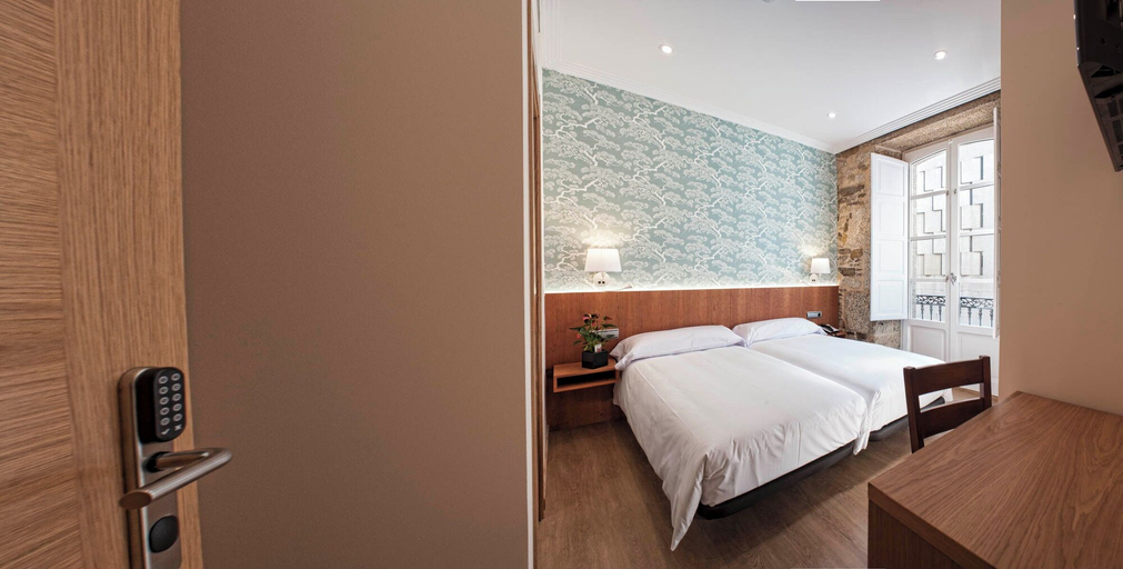 Bedroom 4, Pensión O Códice, A Coruña
