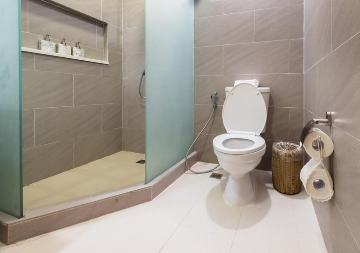 Bathroom 4, Discovery Coron, Coron