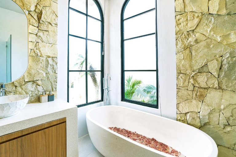 Bathroom 4, Putih Susu Villa, Badung