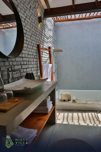 Bedroom 2, Misty Villa by DBI, Udapalatha