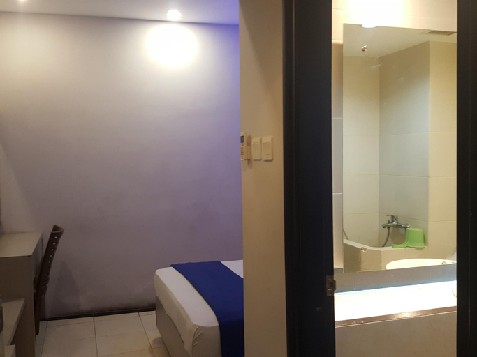 Bathroom 4