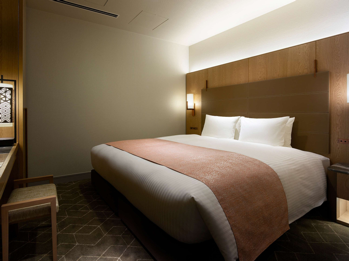 Bedroom 13