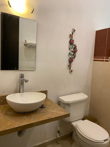 Bathroom 16