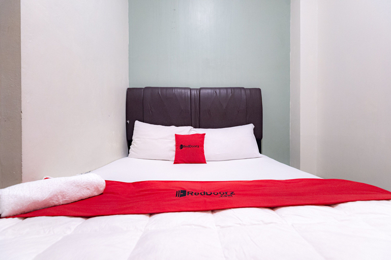Bedroom 25
