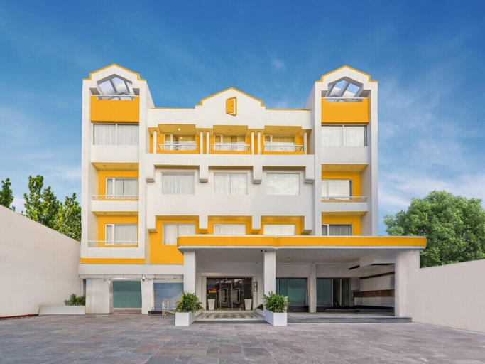 Bloom Hotel Katra, Reasi