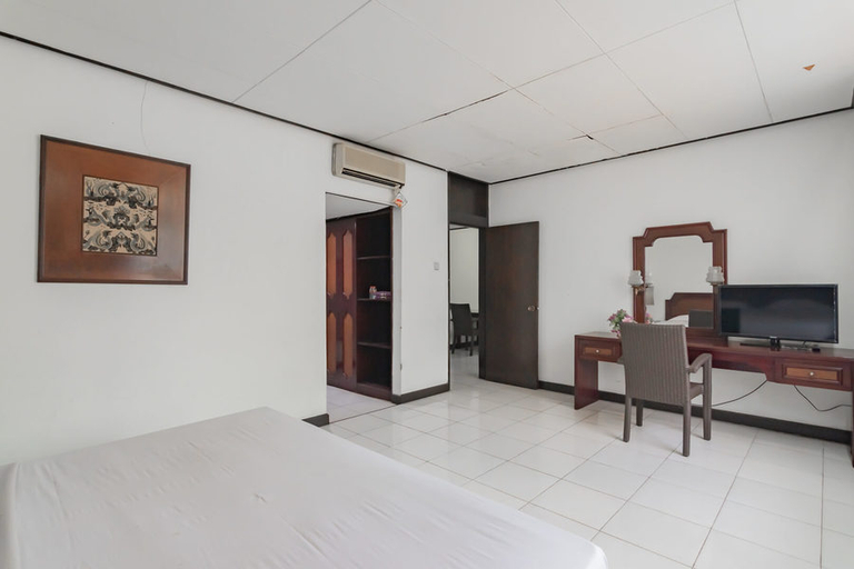 Bedroom 4, Istana Hotel Bandung Mitra RedDoorz, Bandung