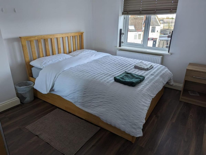 Bedroom 3, RAHAL BARNET, London