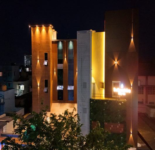 Suthanthira Stay Inn, Dindigul