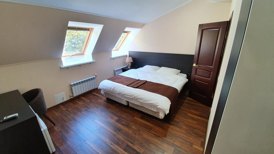 Others 4, Margaritov Hotel, Vladivostok gorsovet