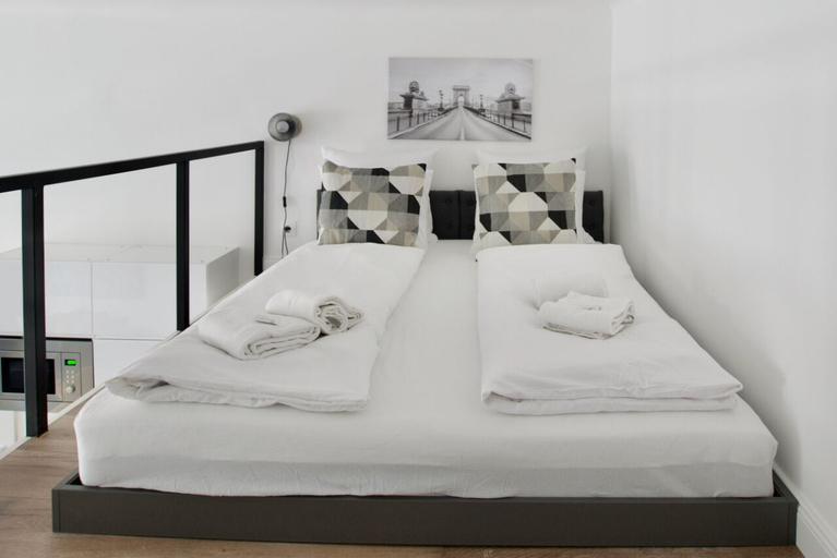 Bedroom 3, Standard Aparmtent by Hi5 - Brody street, Budapesti