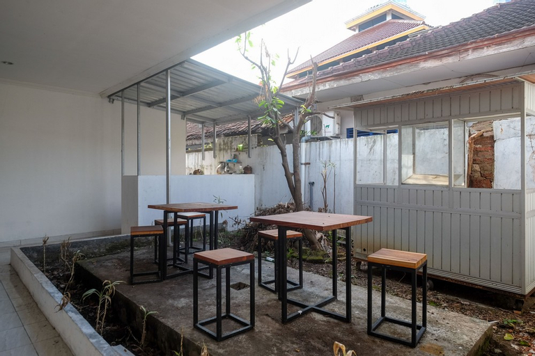 Food & Drinks 3, RedDoorz Syariah @ Griya Merbotan Demak, Demak